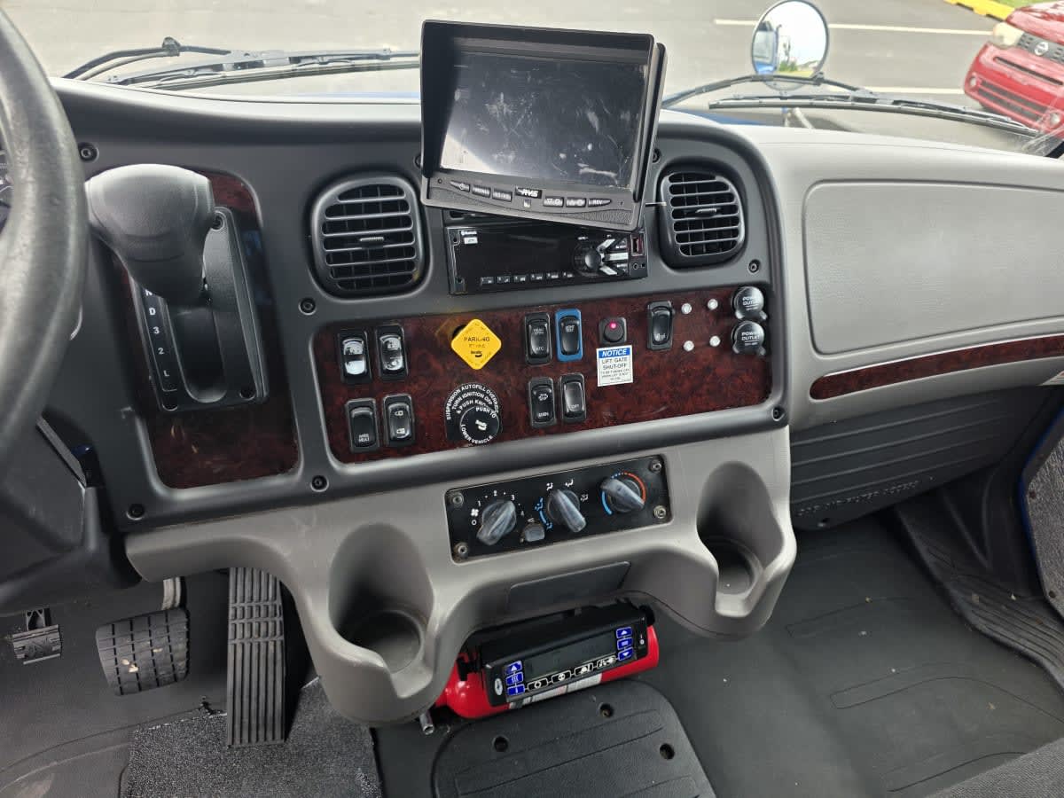 2019 Freightliner/Mercedes M2 106 815055