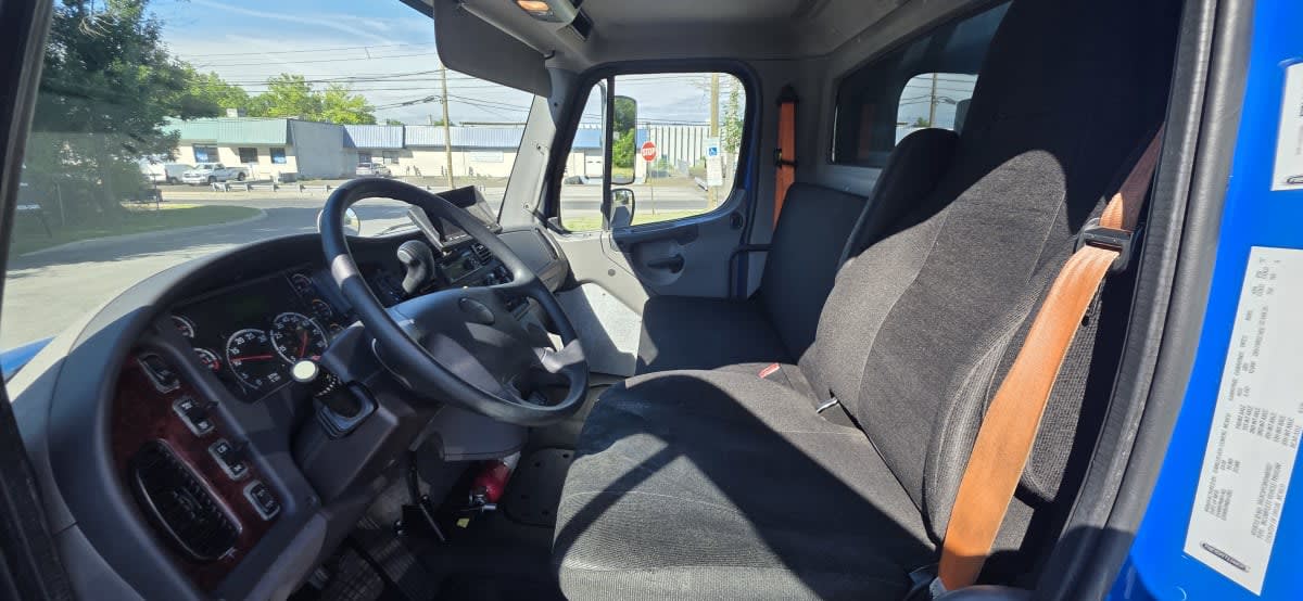 2019 Freightliner/Mercedes M2 106 815056