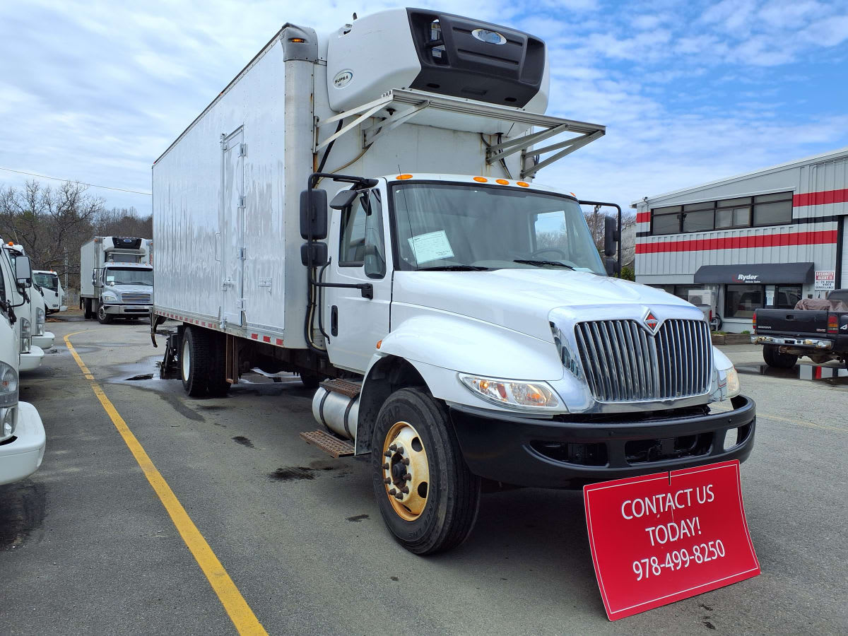 2019 International 4300 in Salisbury, MA — photo 3