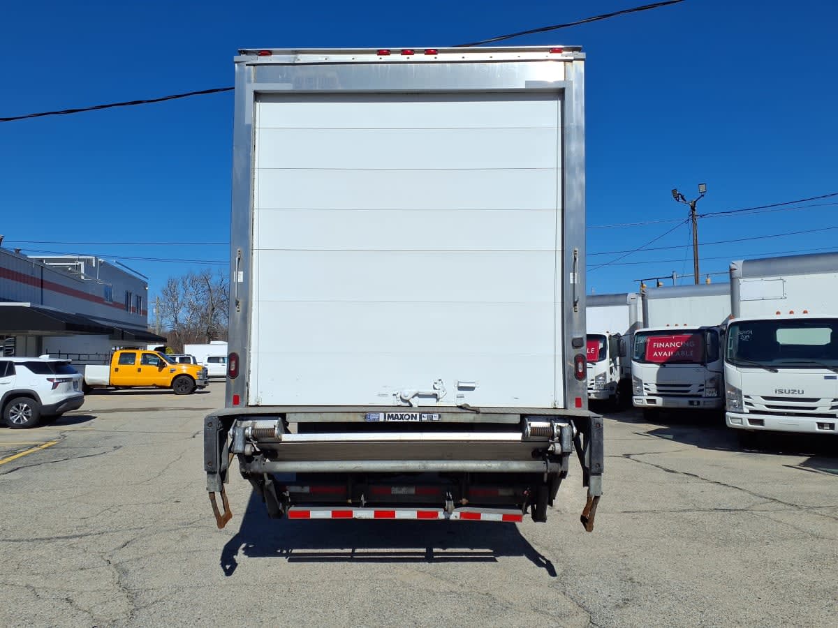 2019 Navistar International 4300 815086