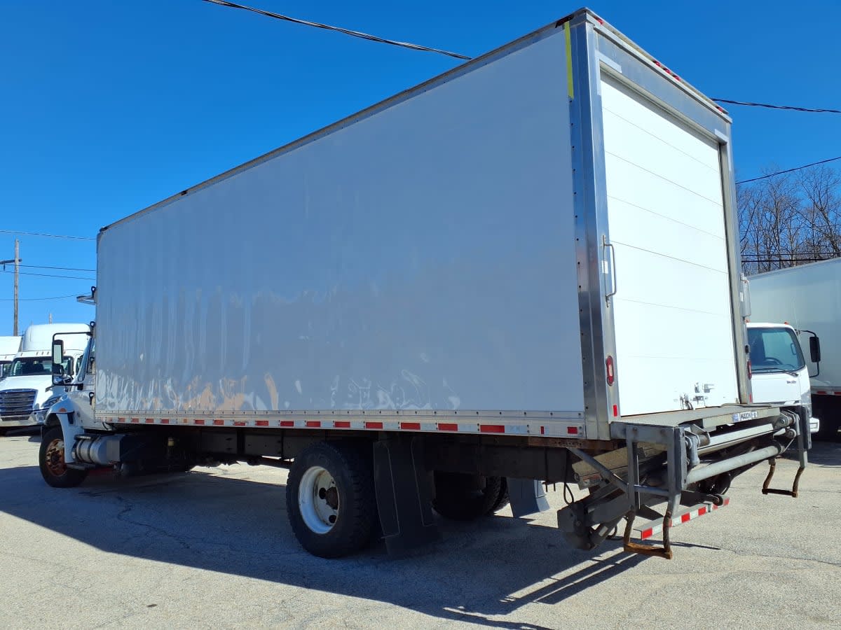 2019 Navistar International 4300 815086