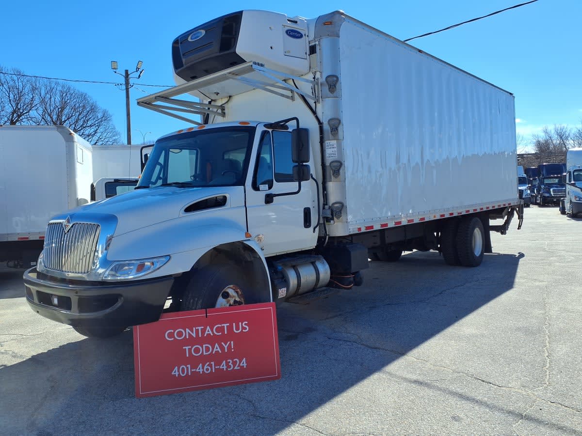 2019 Navistar International 4300 815086
