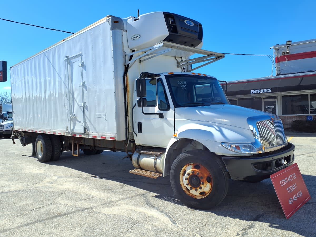 2019 Navistar International 4300 815086