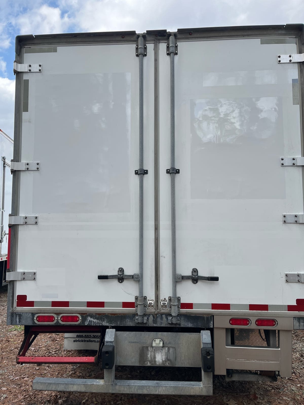 2019 Navistar International 4300 LP 815105