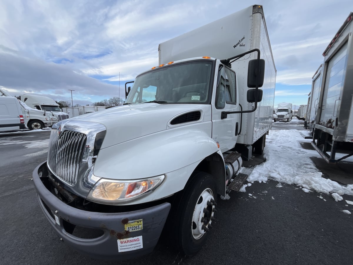 2019 Navistar International 4300 LP 815115