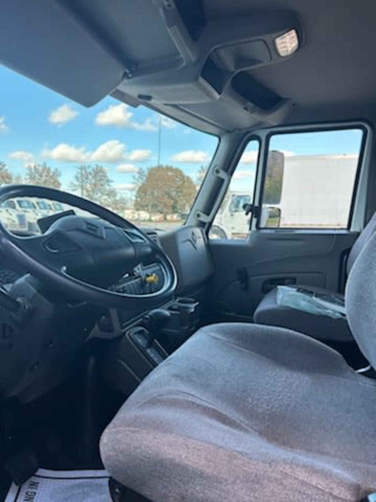2019 Navistar International 4300 LP 815125