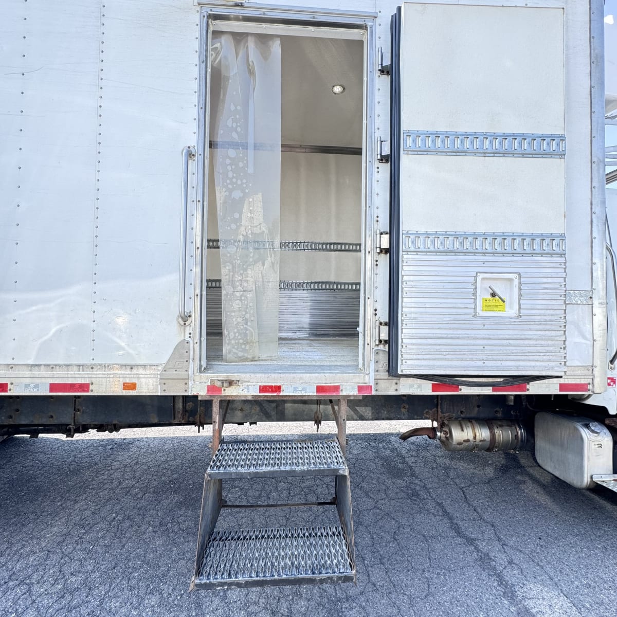 2019 Freightliner/Mercedes M2 106 815127