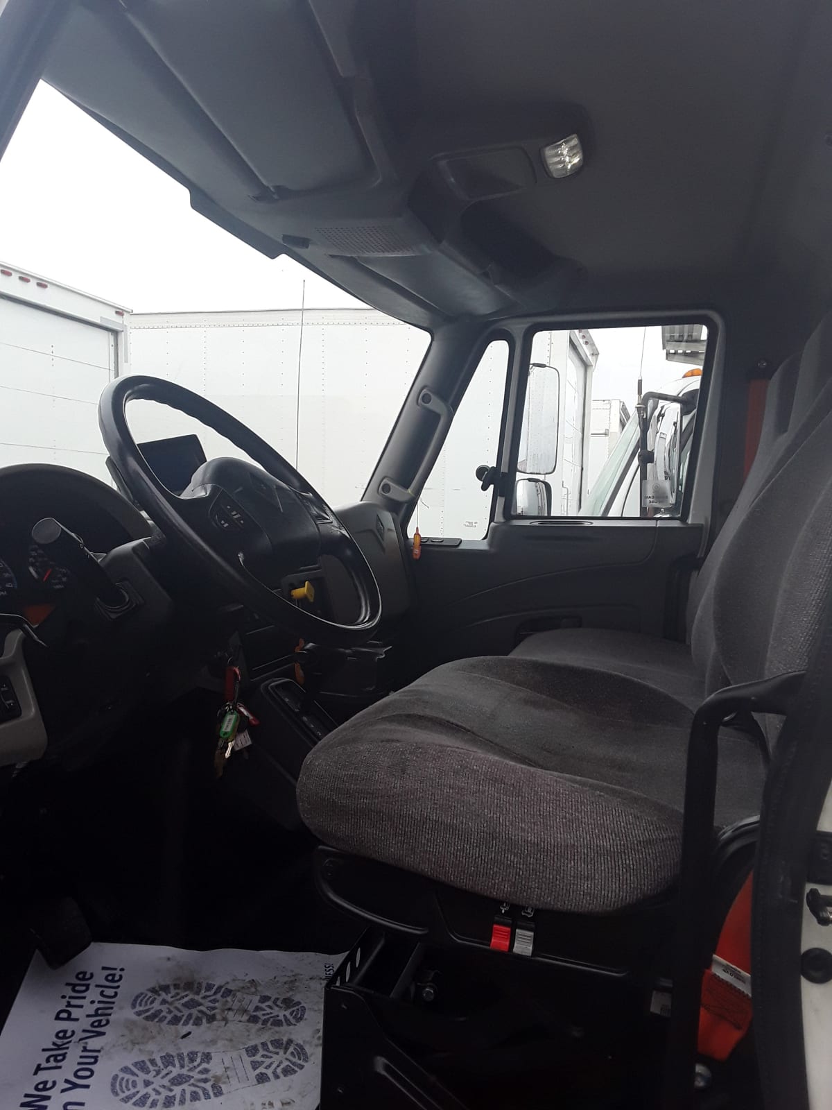 2019 Navistar International 4300 815639