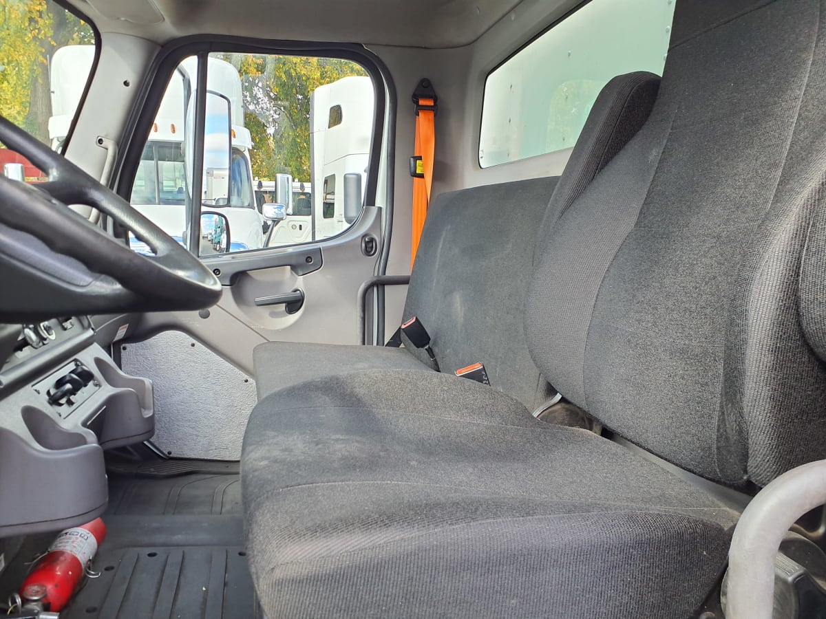 2019 Freightliner/Mercedes M2 106 815670