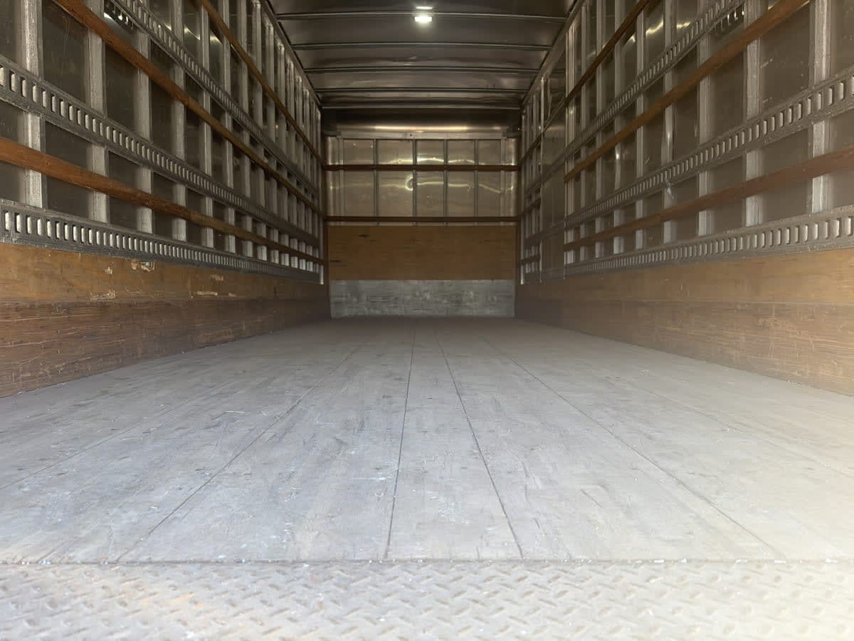 2019 Freightliner M2 106 in Syracuse, NY — photo 8