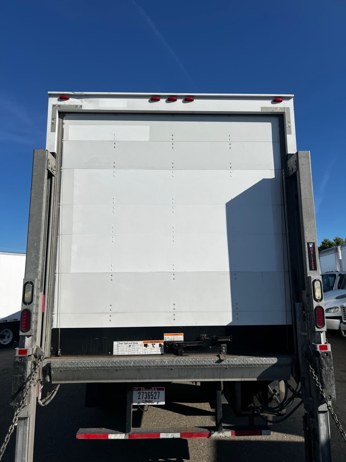 2019 Freightliner M2 106 815676