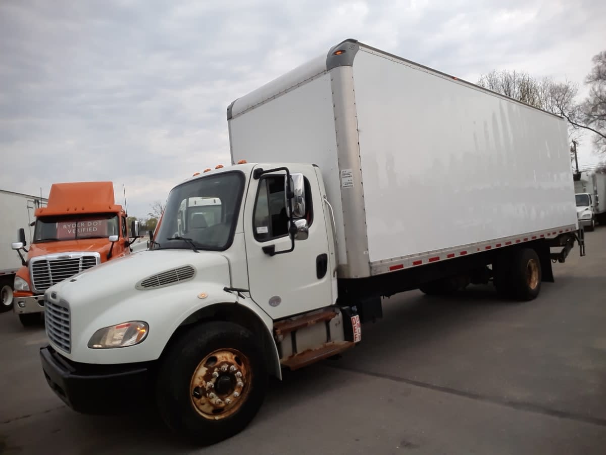 2019 Freightliner M2 106 815682