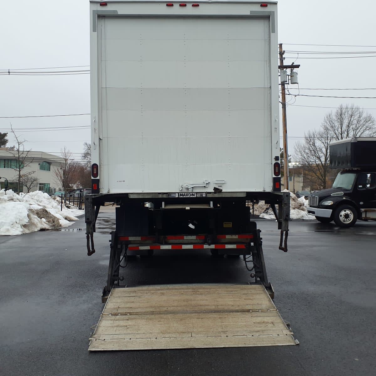 2019 Freightliner/Mercedes M2 106 815683