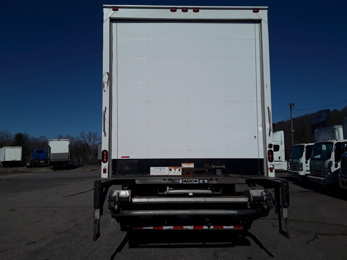 2019 Freightliner M2 106 815688