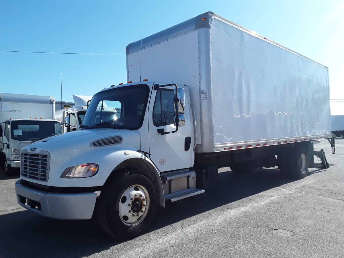 2019 Freightliner M2 106 815688
