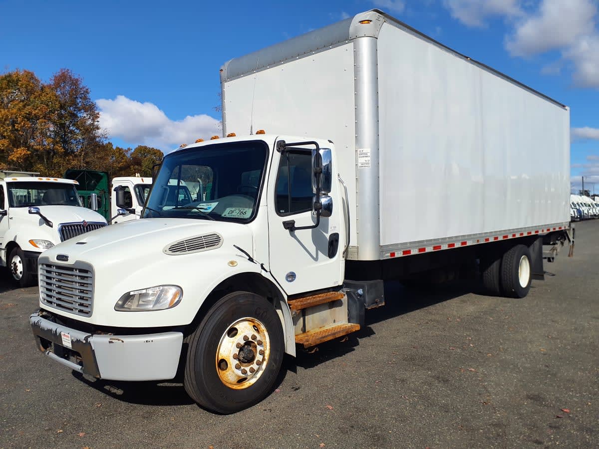 2019 Freightliner/Mercedes M2 106 815692 2019 Freightliner/Mercedes M2 106 815692