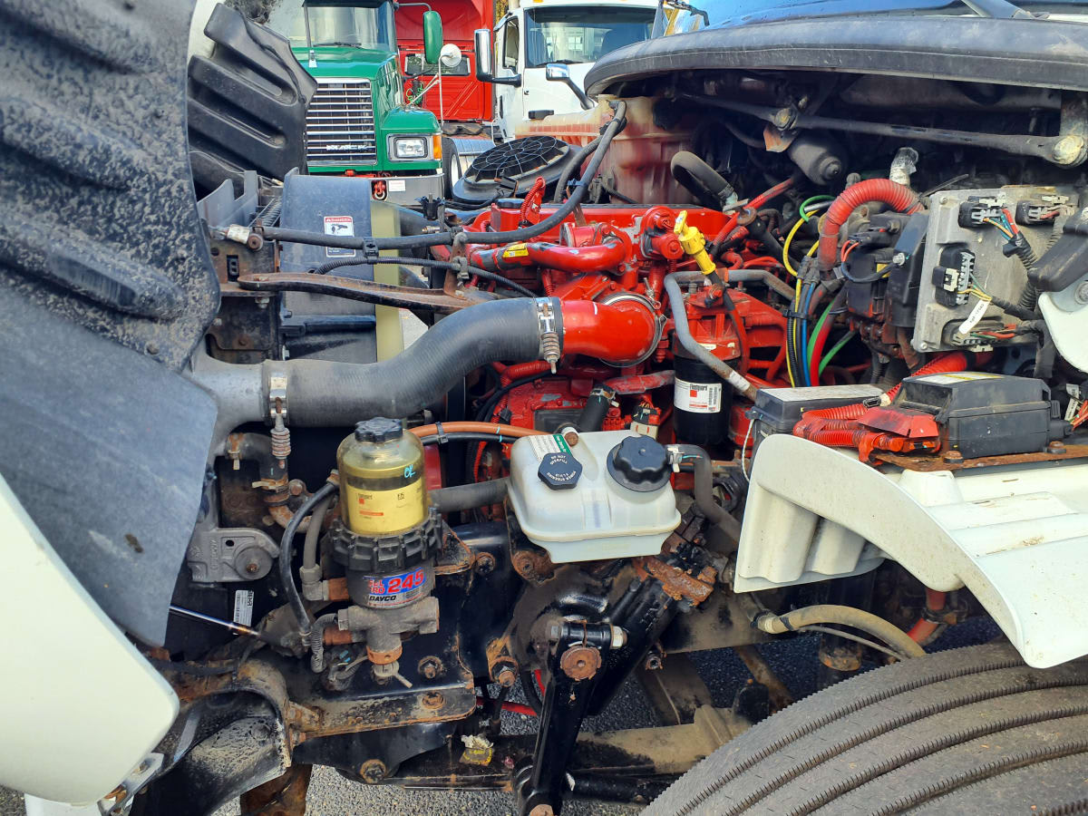 2019 Freightliner/Mercedes M2 106 815692