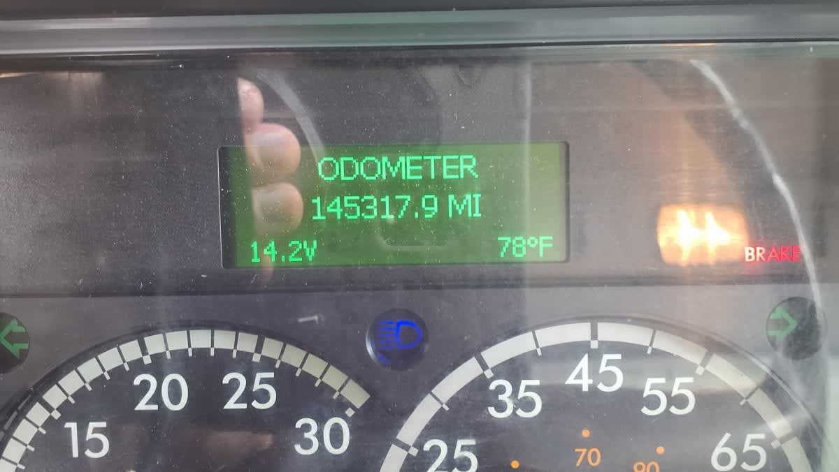 2019 Freightliner/Mercedes M2 106 815705