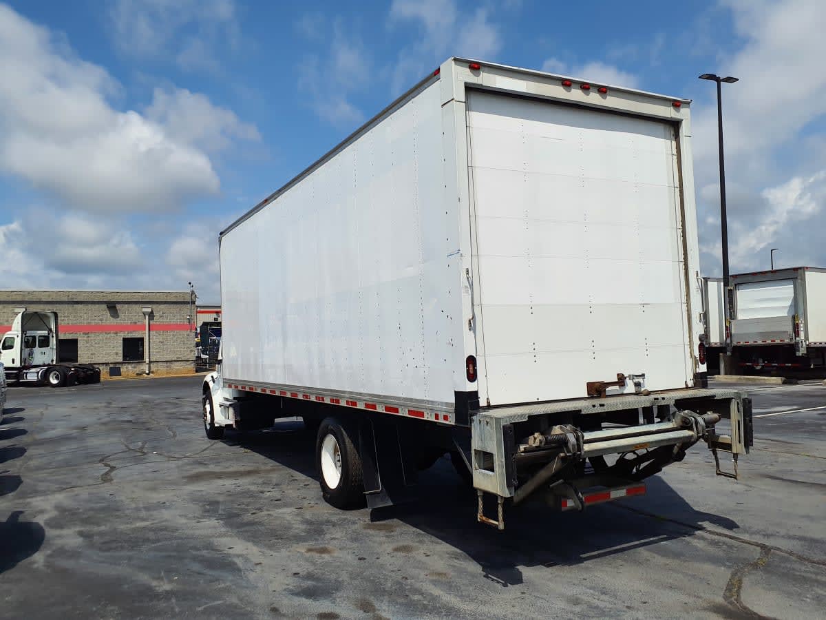2019 Freightliner M2 106 815719