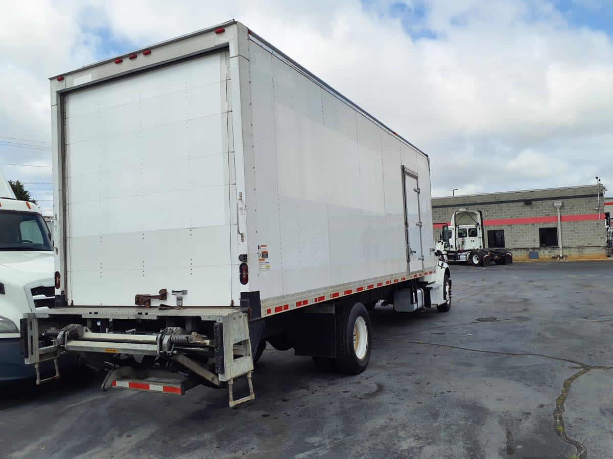 2019 Freightliner M2 106 815719