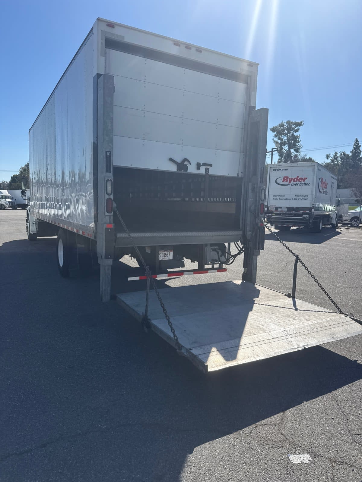 2019 Freightliner/Mercedes M2 106 815721