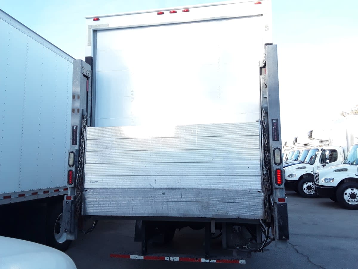 2019 Freightliner/Mercedes M2 106 819251