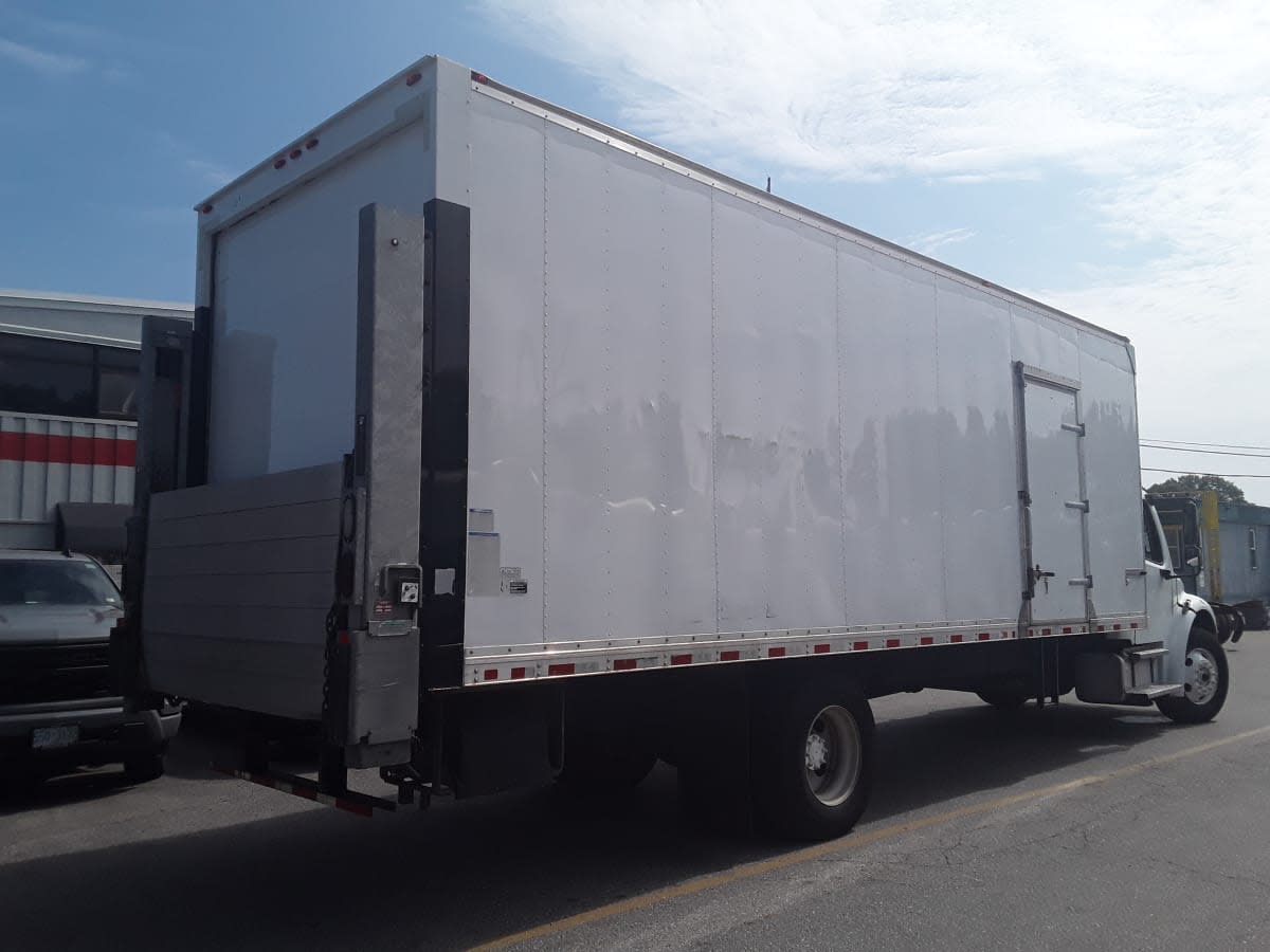 2019 Freightliner M2 106 819259