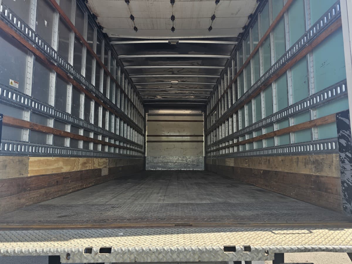 2019 Freightliner M2 106 819266