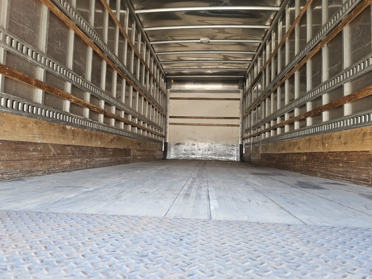 2019 Freightliner M2 106 819280
