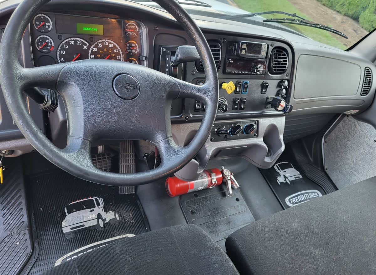 2019 Freightliner/Mercedes M2 106 819288