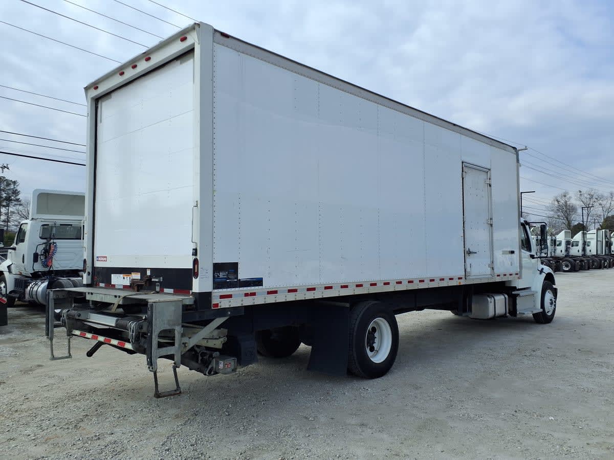 2019 Freightliner/Mercedes M2 106 819297