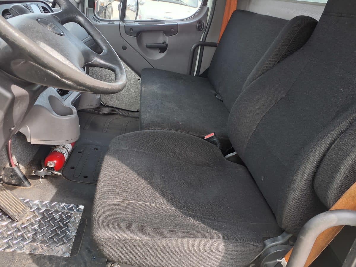 2019 Freightliner/Mercedes M2 106 819297