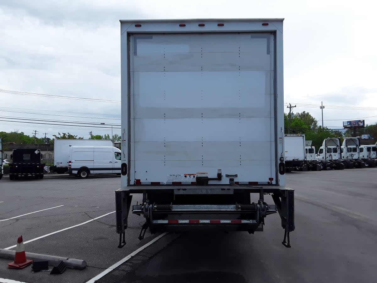 2019 Freightliner/Mercedes M2 106 819304