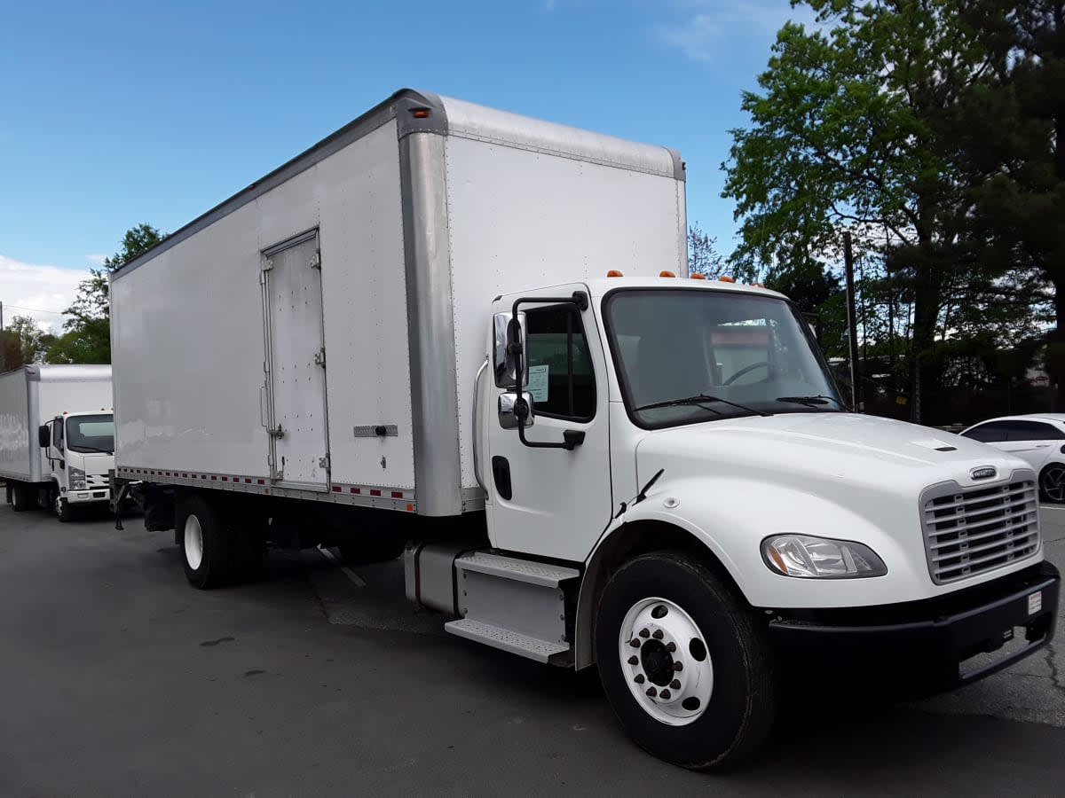 2019 Freightliner/Mercedes M2 106 819304