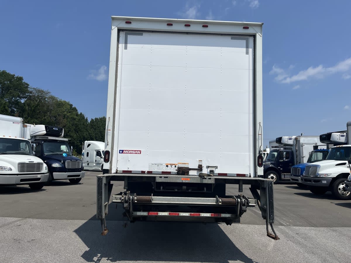 2019 Freightliner M2 106 in Beltsville, MD — photo 5