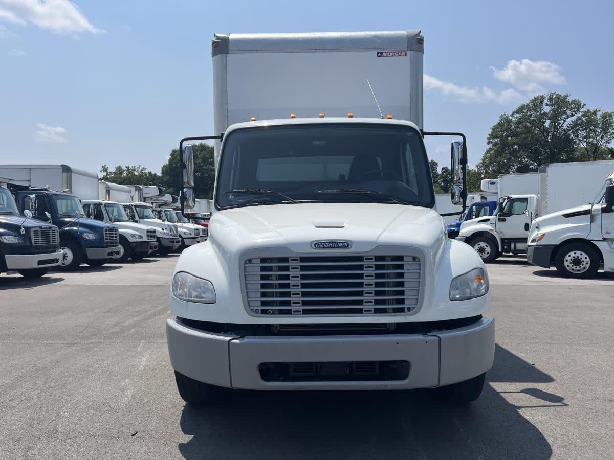 2019 Freightliner M2 106 in Beltsville, MD — photo 2