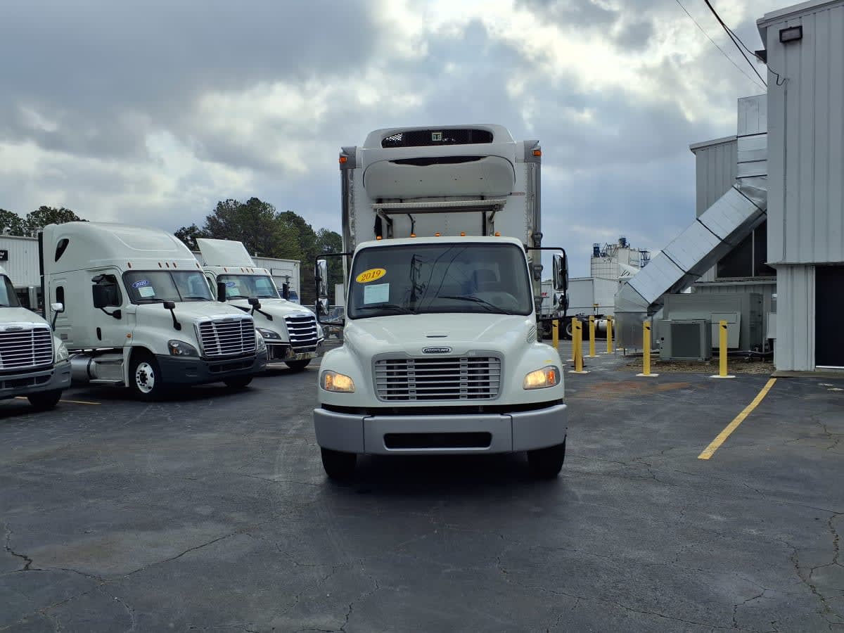 2019 Freightliner/Mercedes M2 106 819313