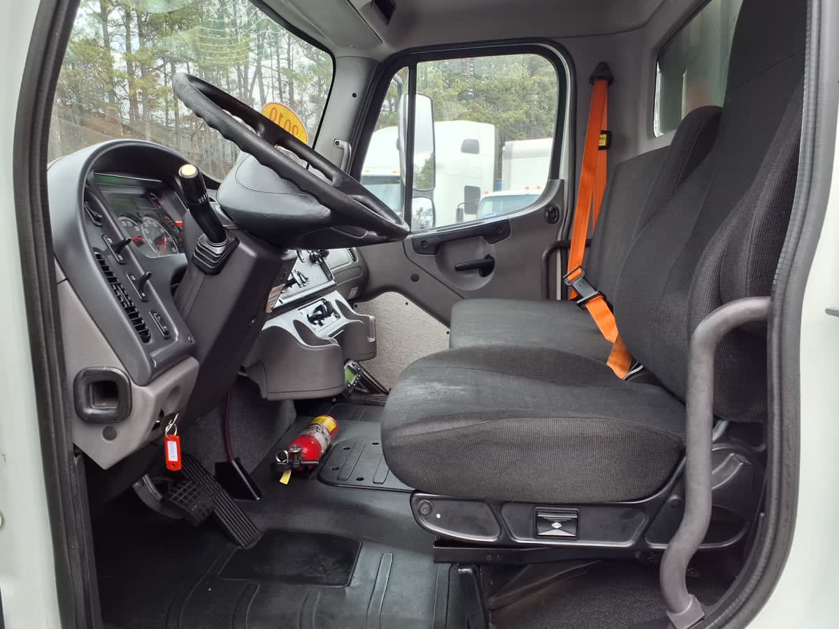 2019 Freightliner/Mercedes M2 106 819313