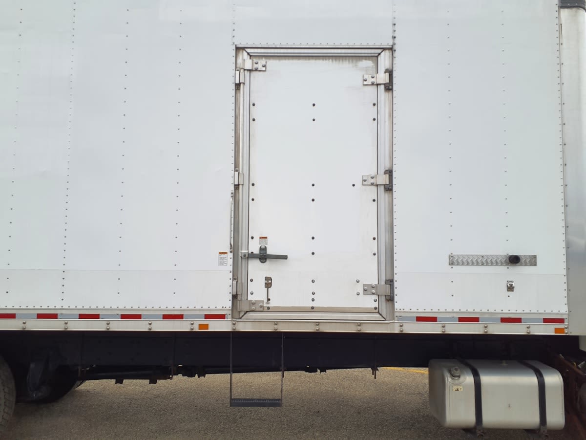 2019 Freightliner/Mercedes M2 106 819409