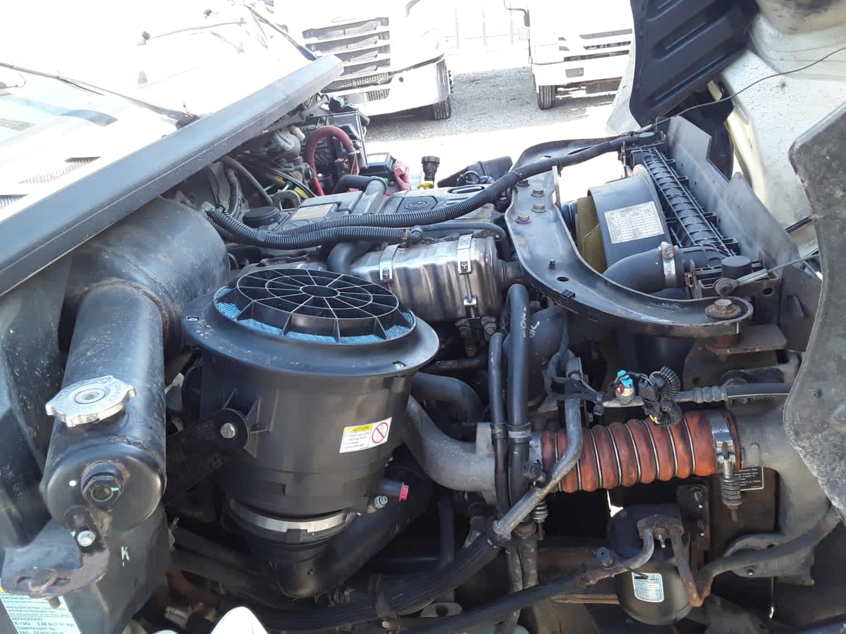 2019 Freightliner/Mercedes M2 106 819416