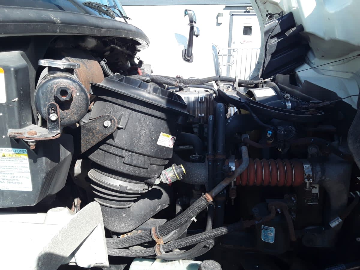 2019 Freightliner/Mercedes M2 106 819421