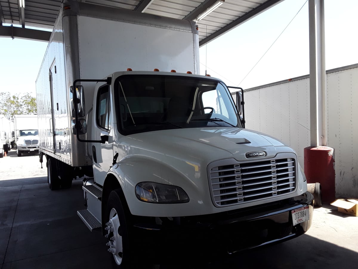 2019 Freightliner/Mercedes M2 106 819470