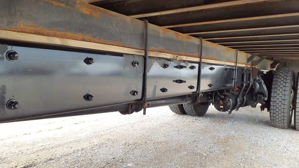 2019 Freightliner/Mercedes M2 106 819483