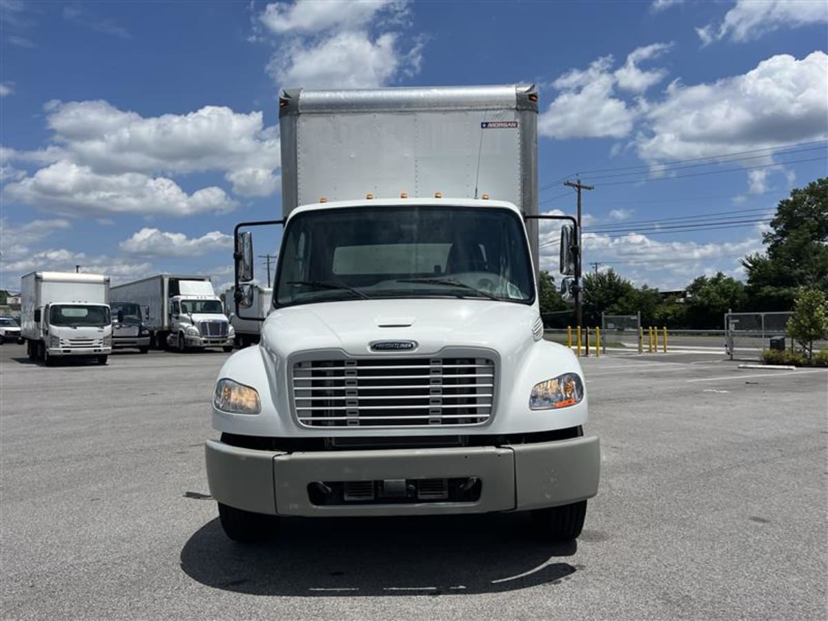 2019 Freightliner M2 106 819497