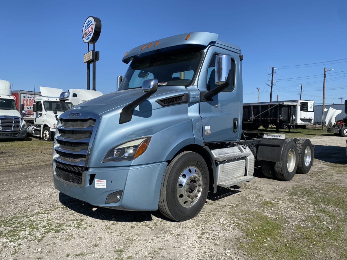 2019 Freightliner/Mercedes NEW CASCADIA 116 819521