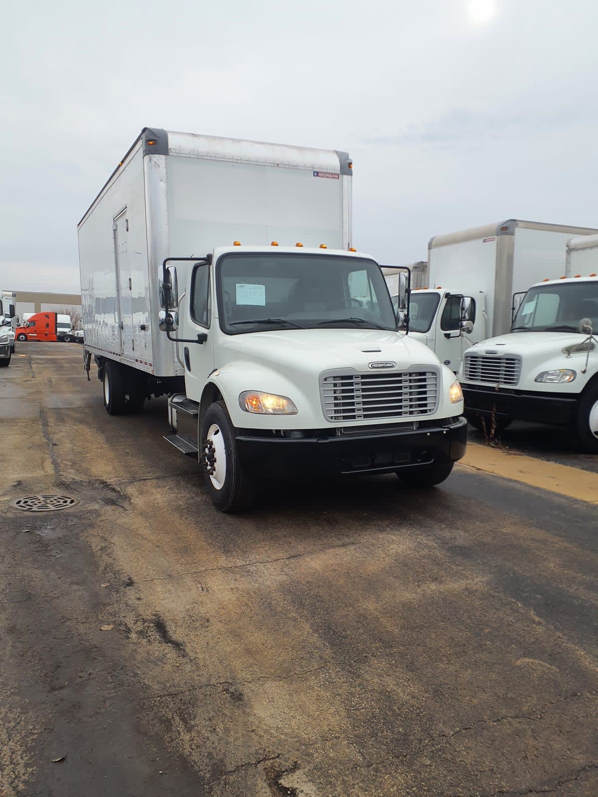 2019 Freightliner/Mercedes M2 106 819614