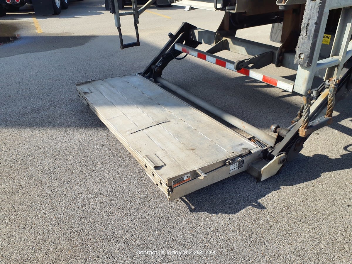 2019 Freightliner/Mercedes M2 106 819620