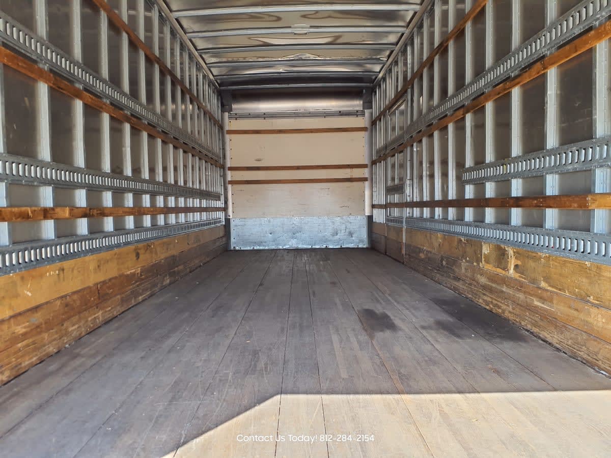 2019 Freightliner/Mercedes M2 106 819620