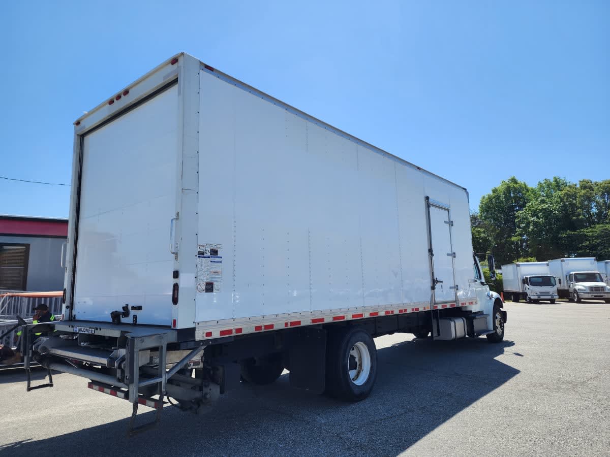 2019 Freightliner/Mercedes M2 106 819623