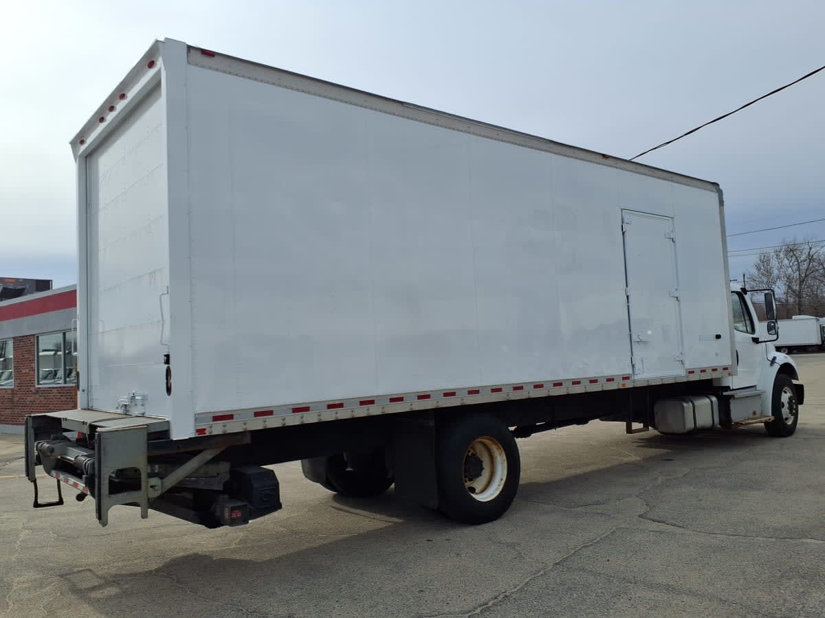2019 Freightliner M2 106 in Warwick, RI — photo 4